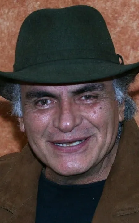 Salvador Pineda