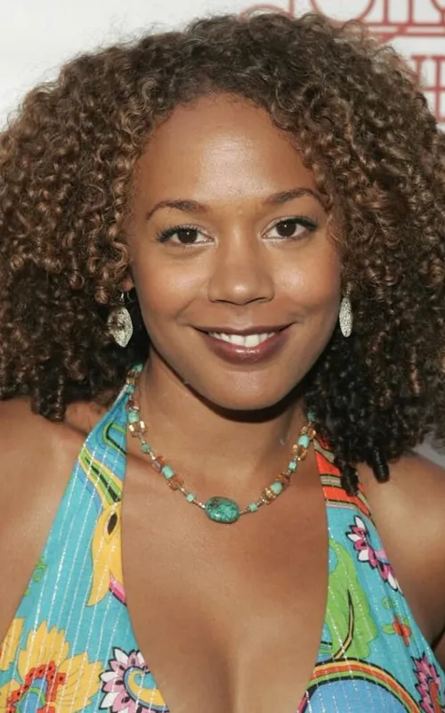 Rachel True