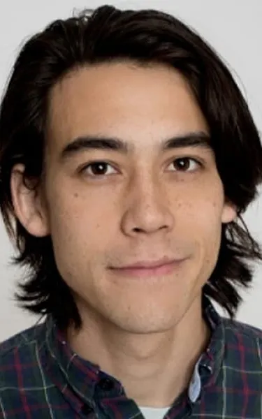 Zac Oyama