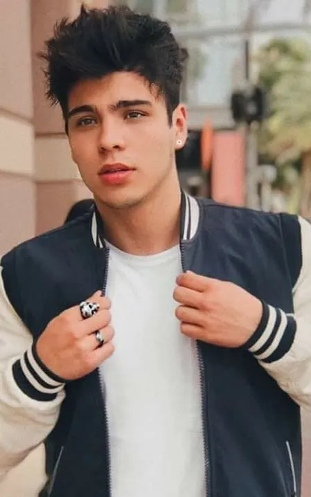 Sebastián Villalobos