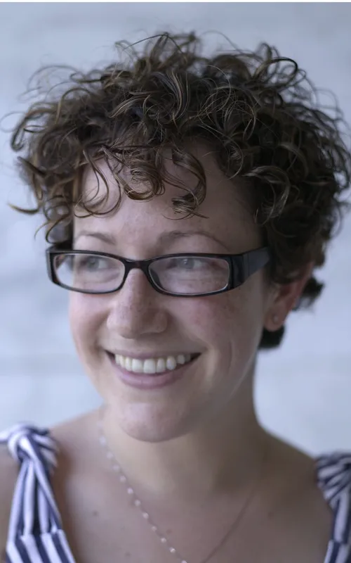 Nicole Perlman