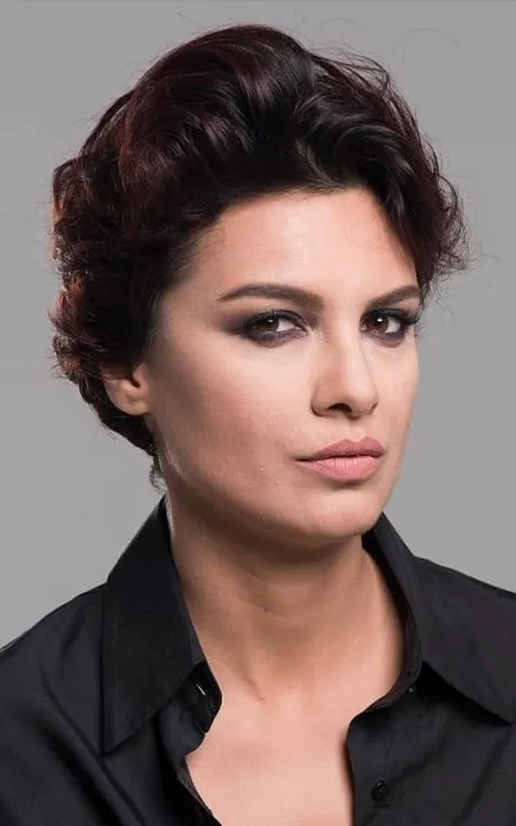 Feride Çetin