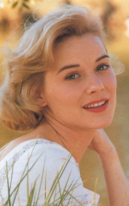 Hope Lange