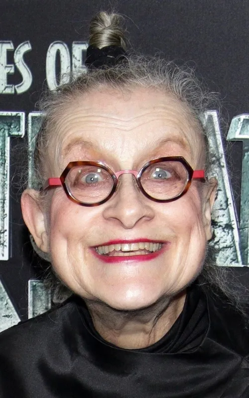 Joyce Robbins