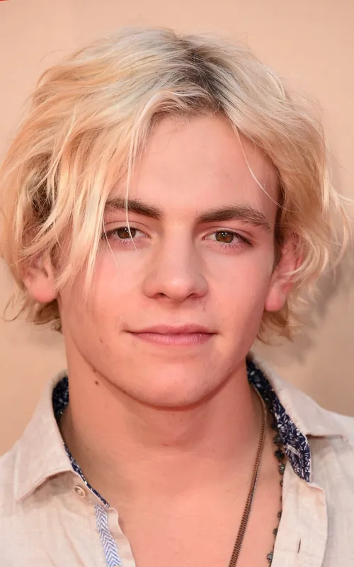 Ross Lynch