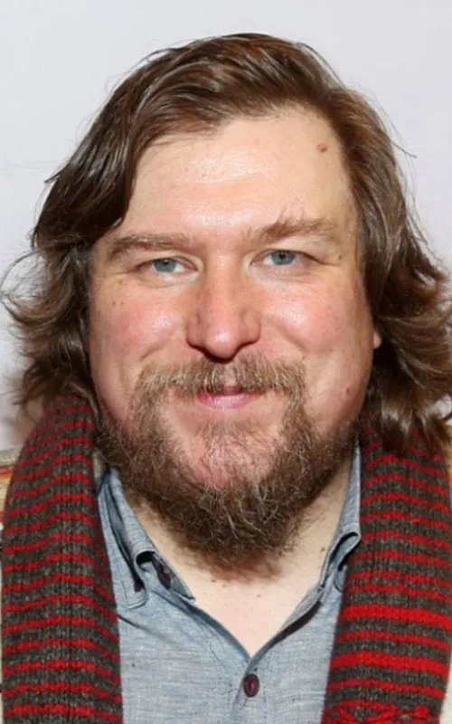 Michael Chernus