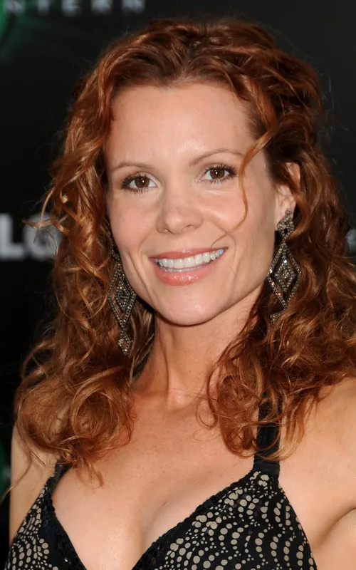 Robyn Lively