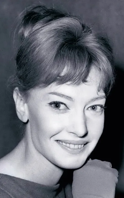 Jeannie Carson