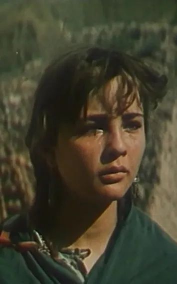 Zukhra Zarobekova
