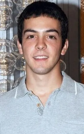 Adrián Marín