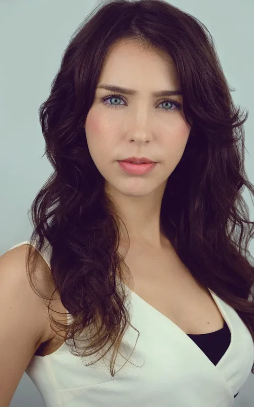 Stefanie Joosten