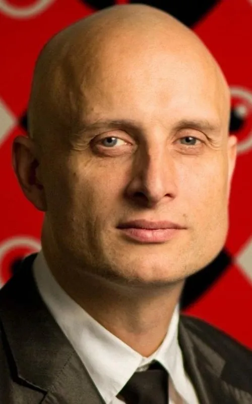 Stefan Fjeldmark