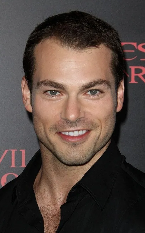 Shawn Roberts