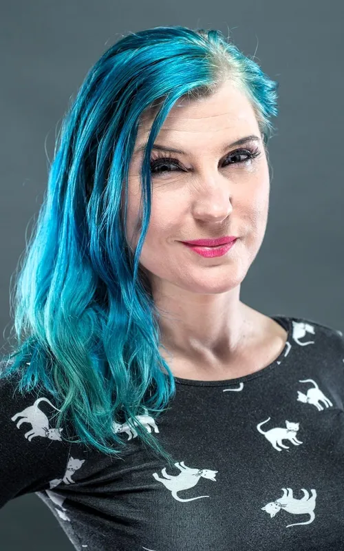 Leva Bates