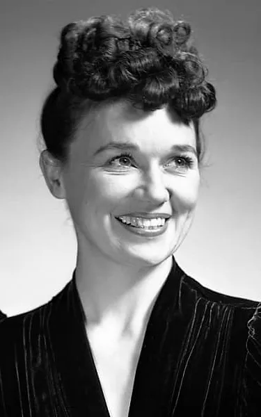 Jeanette Nolan