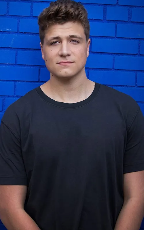 Luke Mones