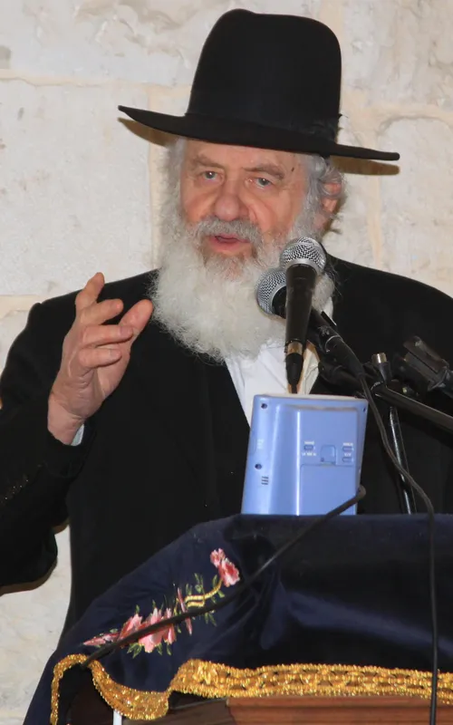 Uri Zohar