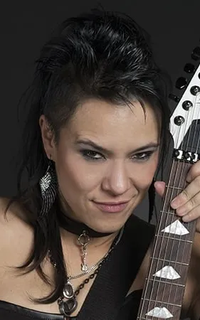 Jen Majura