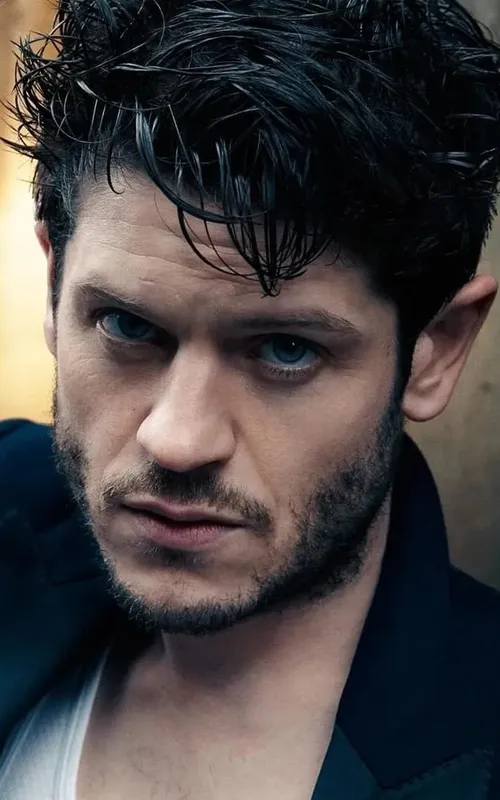 Iwan Rheon