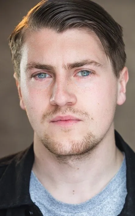 Hugo Nicholson