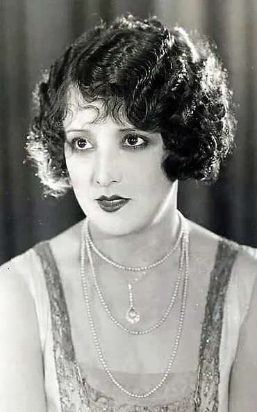 Estelle Taylor