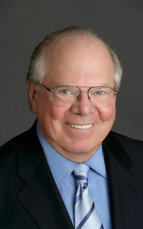 Verne Lundquist