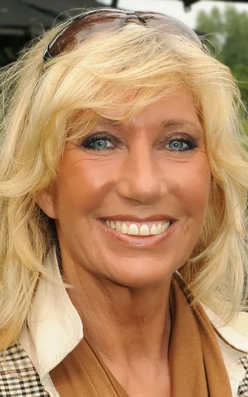 Maggie MacNeal