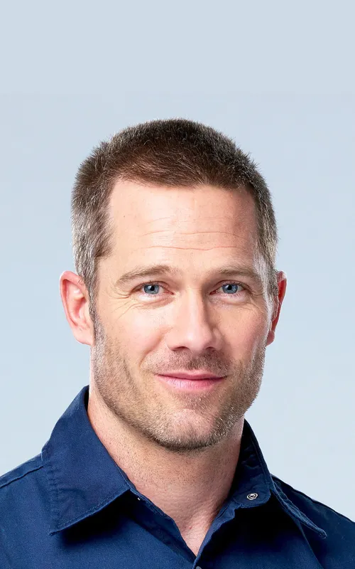 Luke Macfarlane