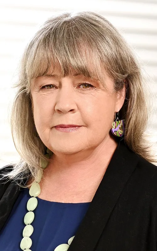 Noni Hazlehurst