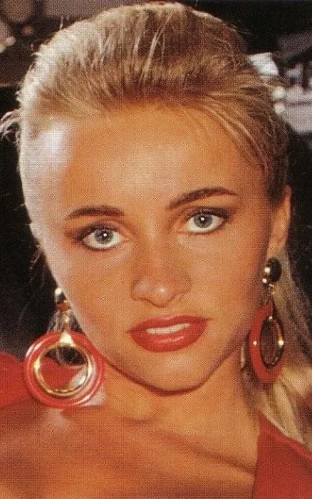 Claudia Svenson