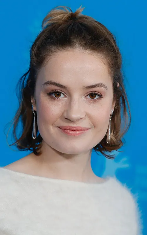 Ella Øverbye