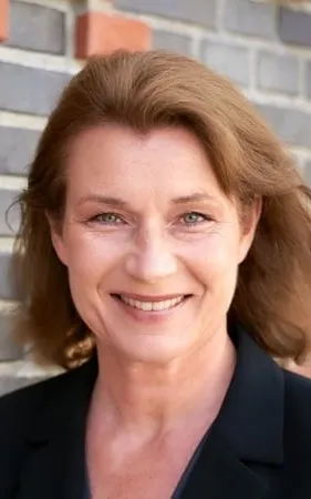 Julia Heinemann