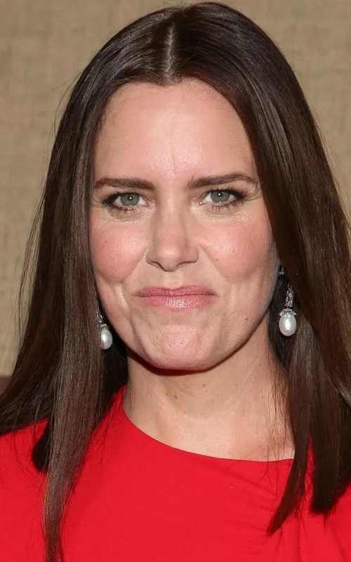 Ione Skye