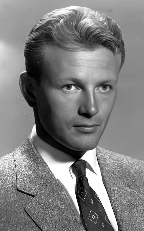 Jacques Sernas
