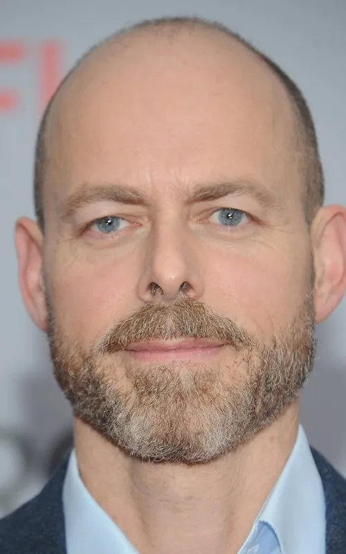 Daniel Minahan
