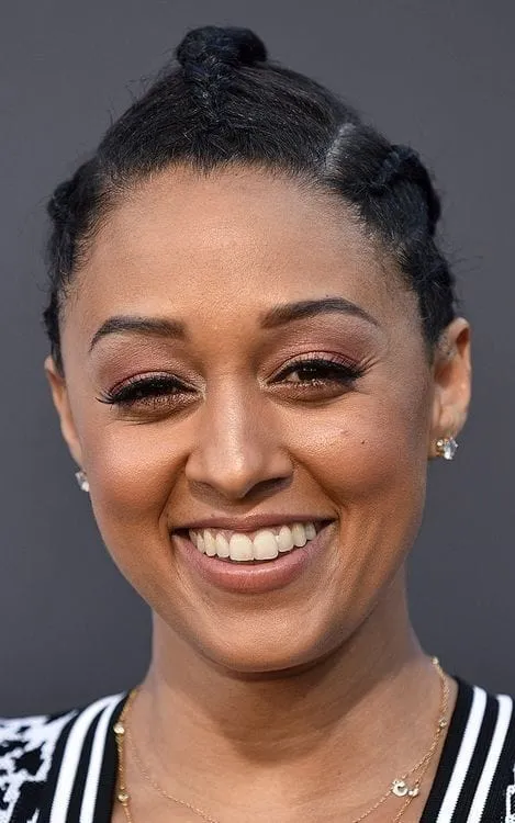 Tia Mowry