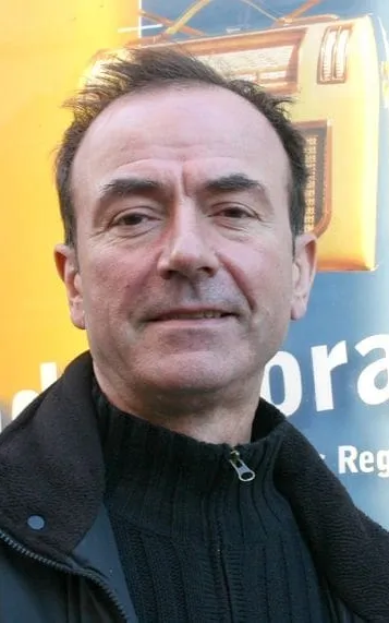 Hugh Cornwell