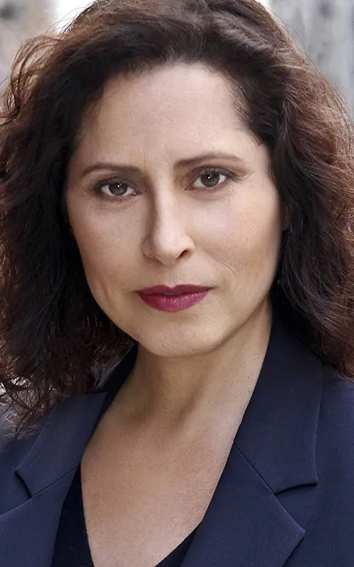 Carmen Lamar