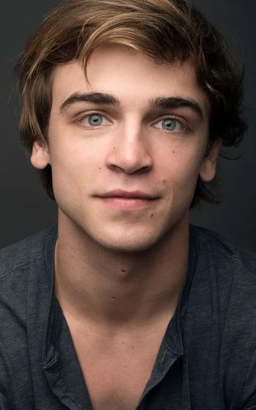 Sean Grandillo