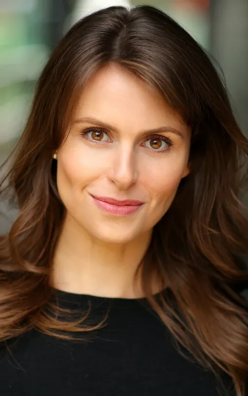 Ellie Taylor