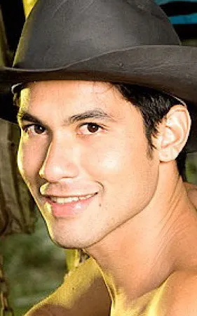 Robert Carvalho