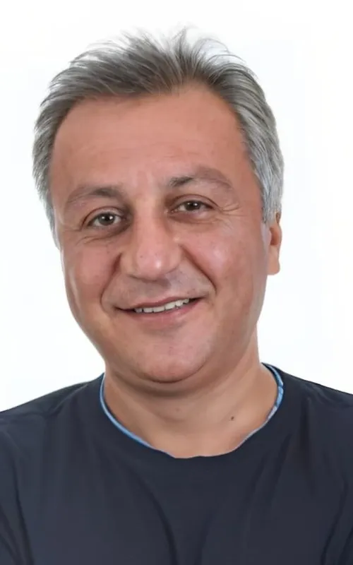 Bora Seçkin