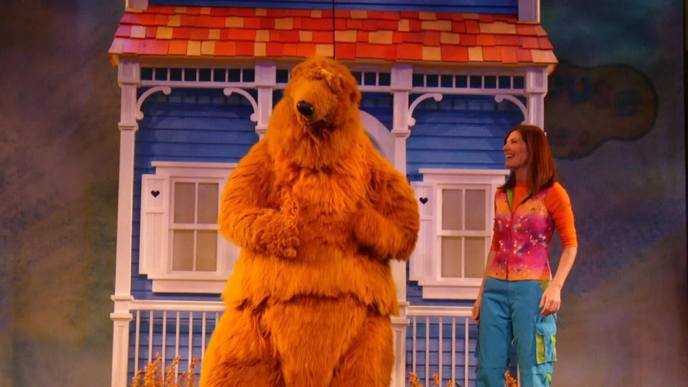 Bear in the Big Blue House LIVE! - Surprise Party