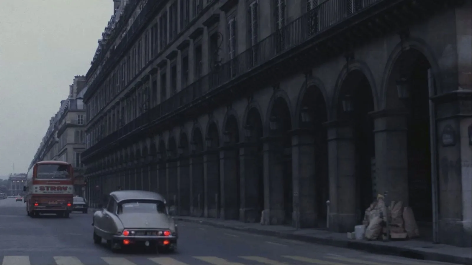 Les Mains négatives