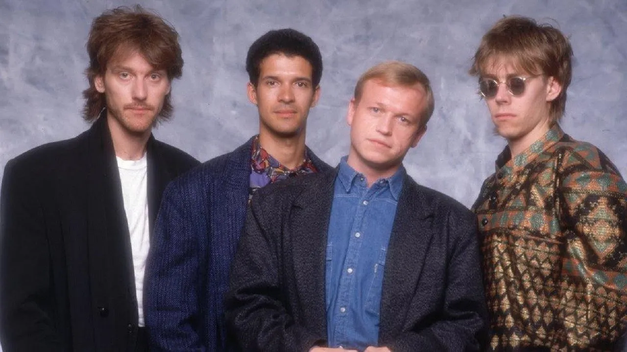 Level 42 - Live at Wembley
