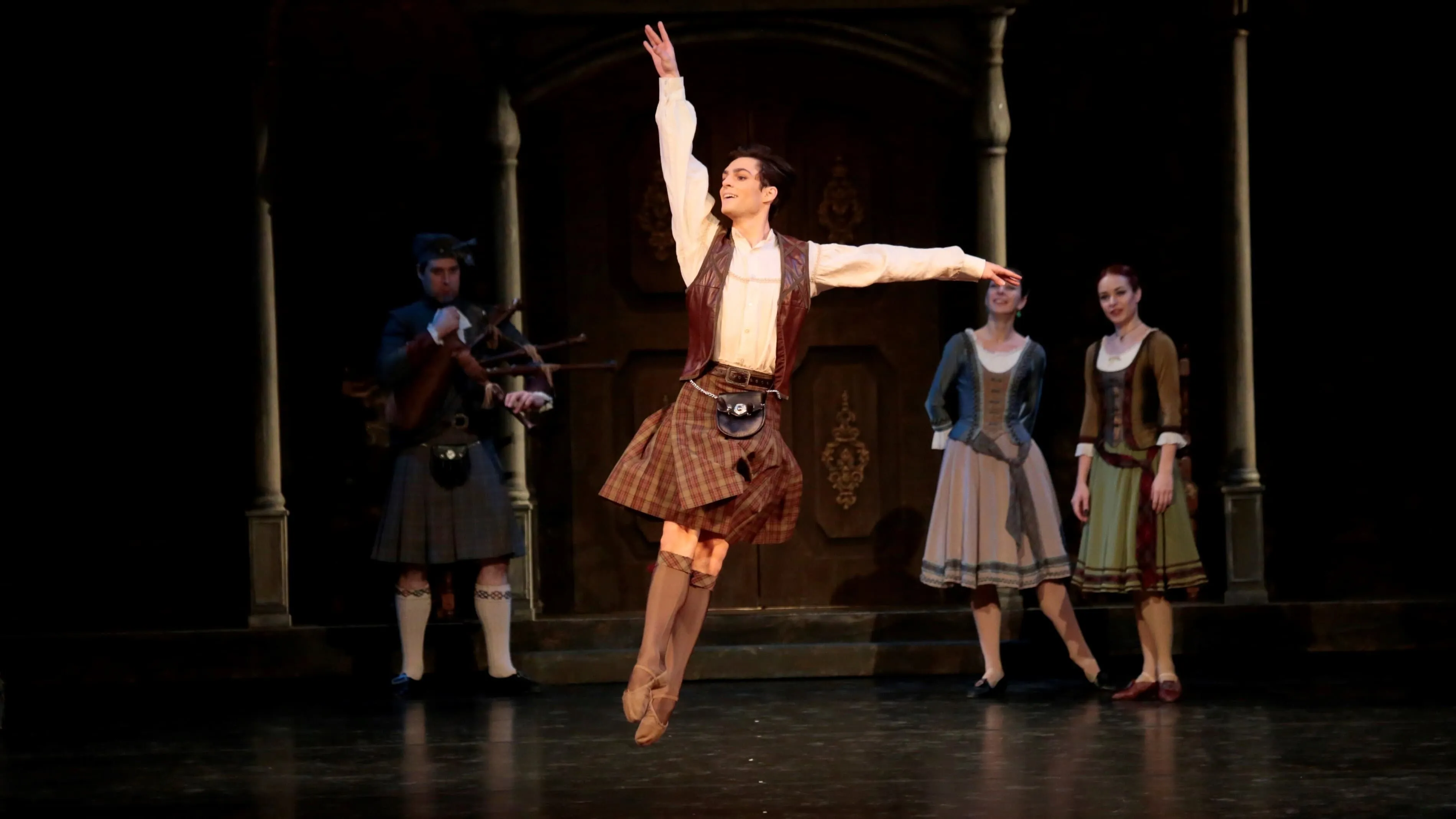 Bolshoi Ballet: La Sylphide