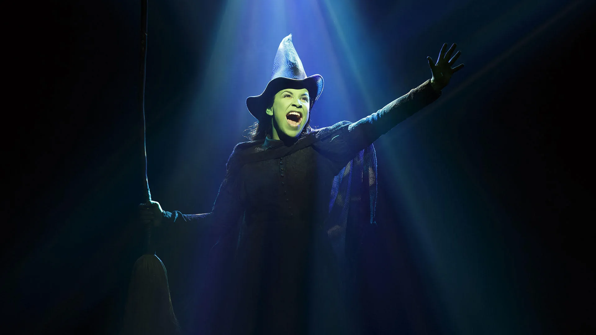 Fly Girl: Backstage at 'Wicked' with Lindsay Mendez