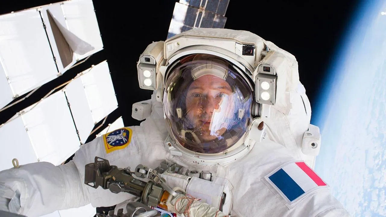 Through the Eyes of an Astronaut