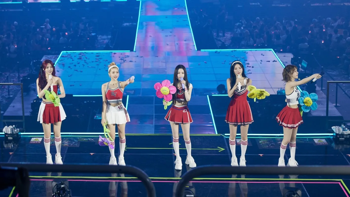 Red Velvet Happiness Diary : My Dear, ReVe1uv in Cinemas