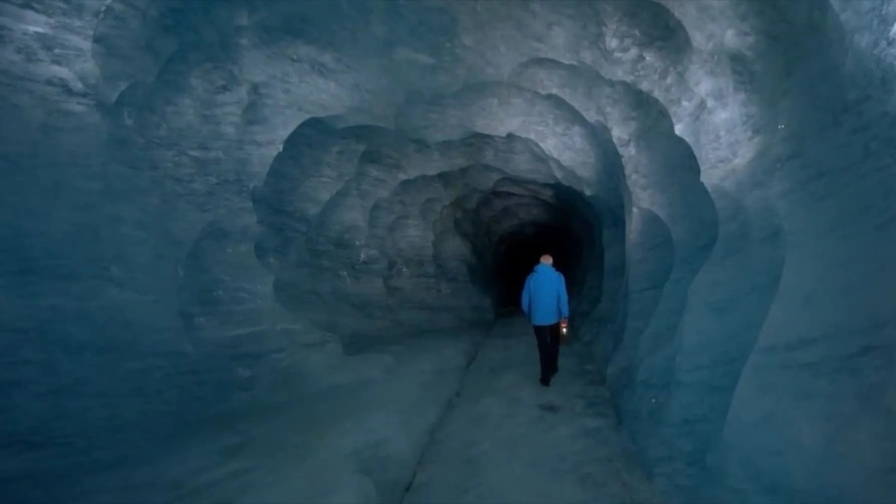 Antarctica: Ice & Sky